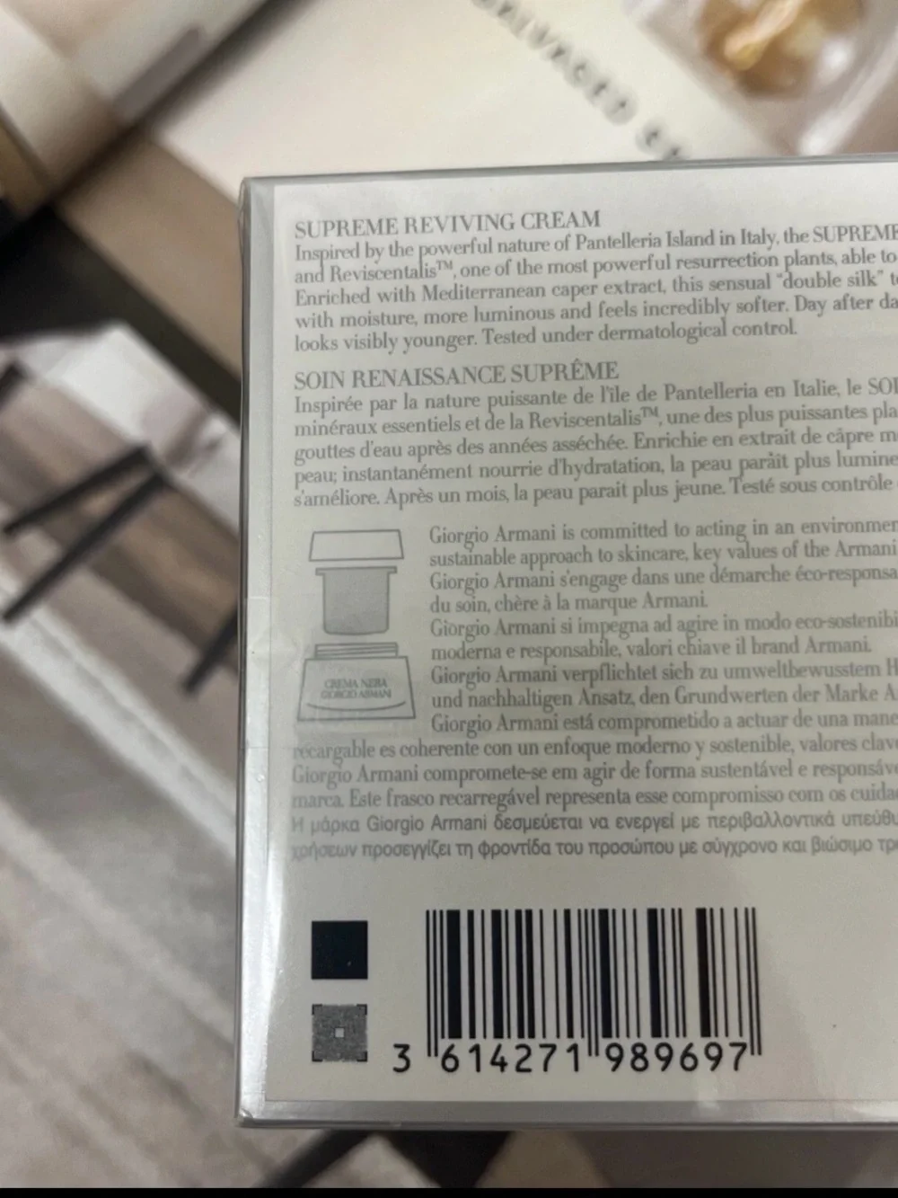 Giorgio Armani, Crema Nera Supreme Reviving Cream FULL SIZE.SEALED 1.69oz. Seal